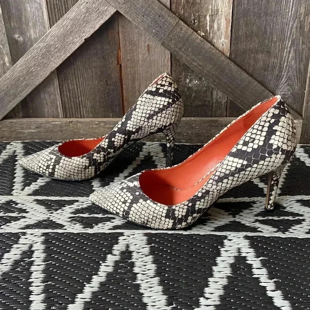 Via Spiga | Snakeskin Heels - Picture 3 of 6